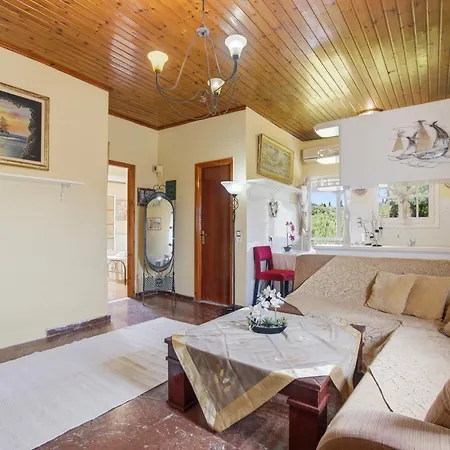 Flat Near Corfu Airport Διαμέρισμα *